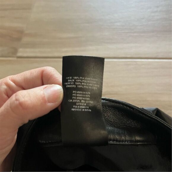 Aritzia Wilfred Women's Black Vegan Leather Straight Pants Size 2 - Picture 6 of 6